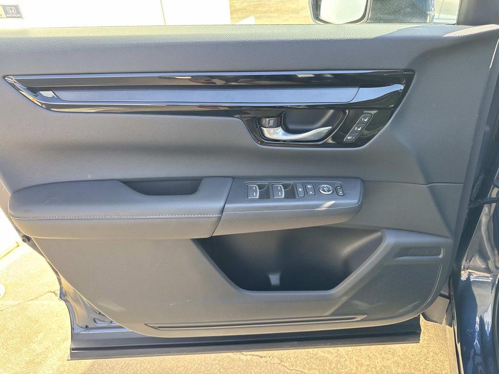 used 2024 Honda CR-V car, priced at $32,643