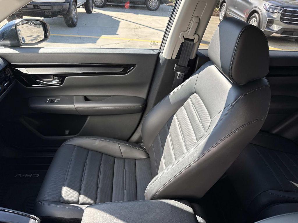 used 2024 Honda CR-V car, priced at $32,643