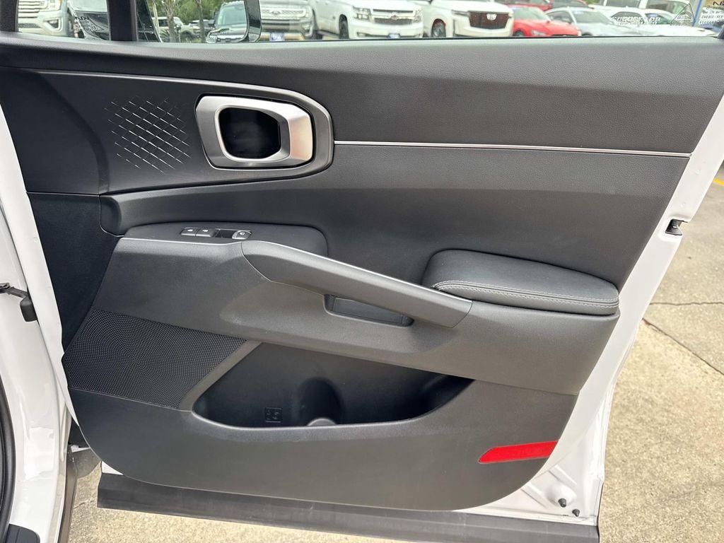 used 2022 Kia Sorento car, priced at $23,781