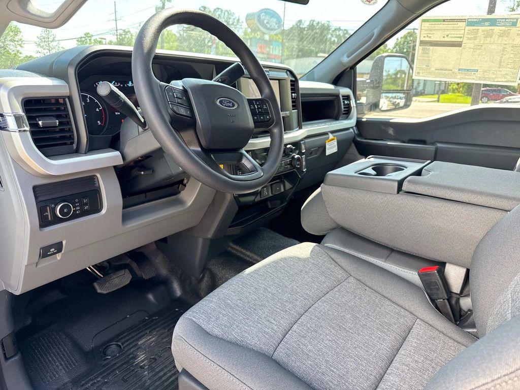 new 2025 Ford F-350 car, priced at $71,825
