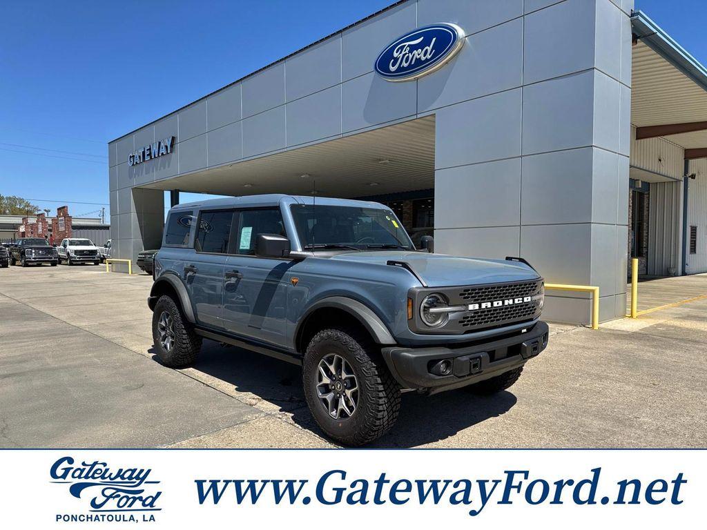 new 2025 Ford Bronco car, priced at $60,262