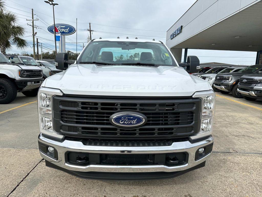 new 2025 Ford F-250 car, priced at $47,430
