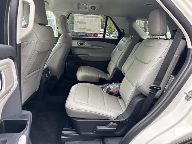 new 2025 Ford Explorer car