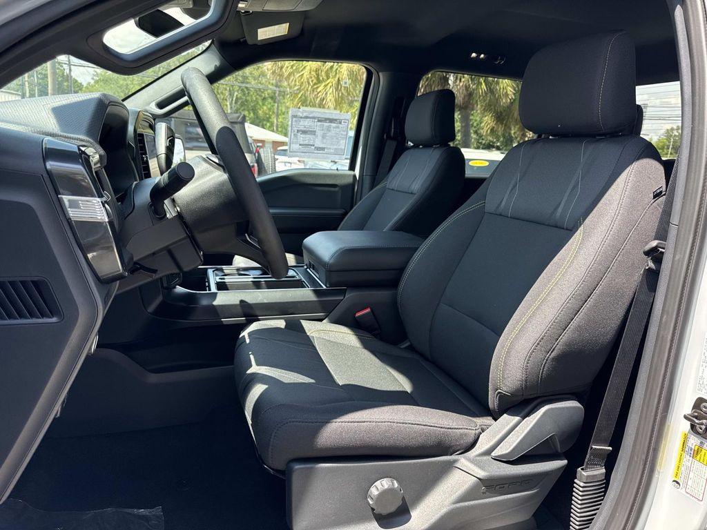 new 2025 Ford F-150 car