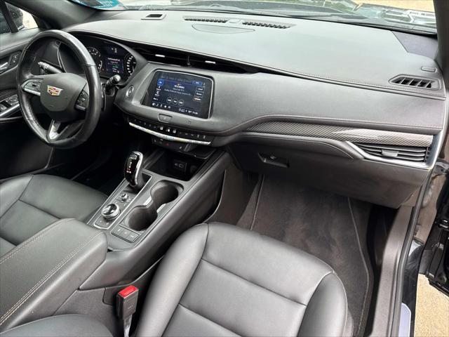 used 2021 Cadillac XT4 car, priced at $25,583