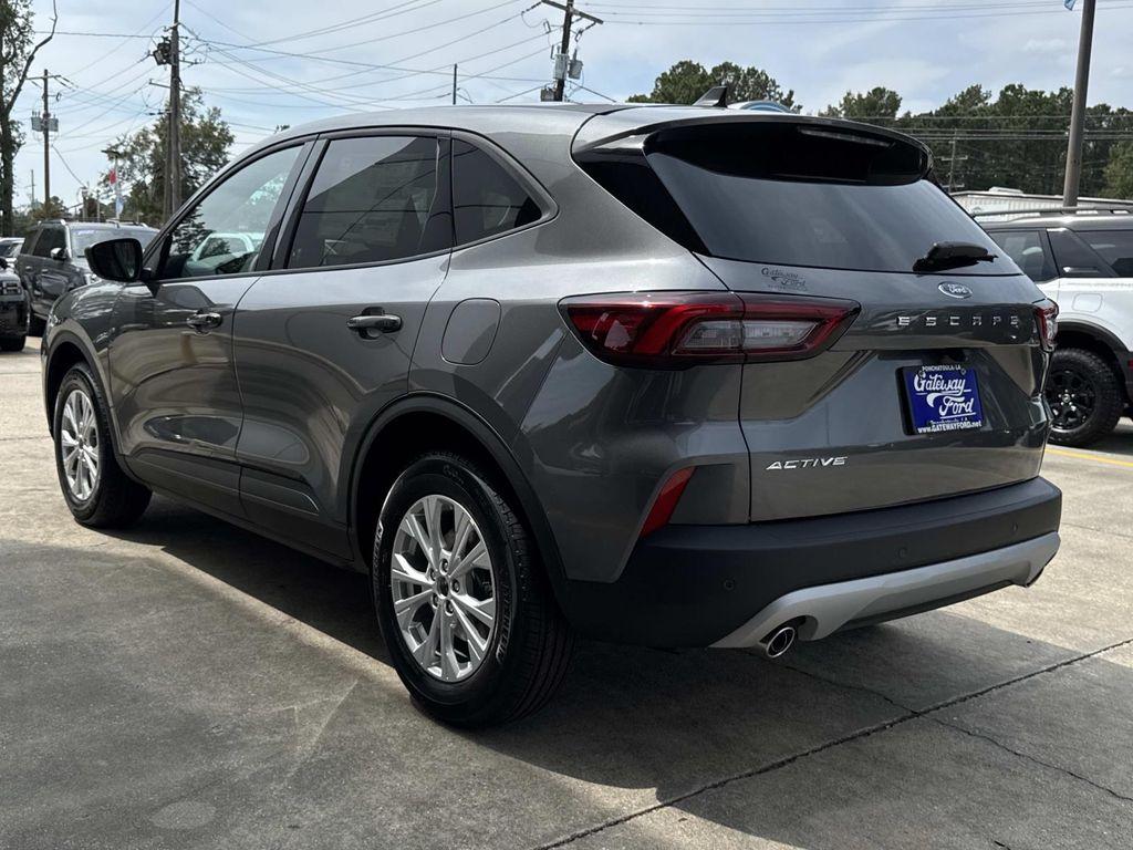 new 2025 Ford Escape car, priced at $31,379
