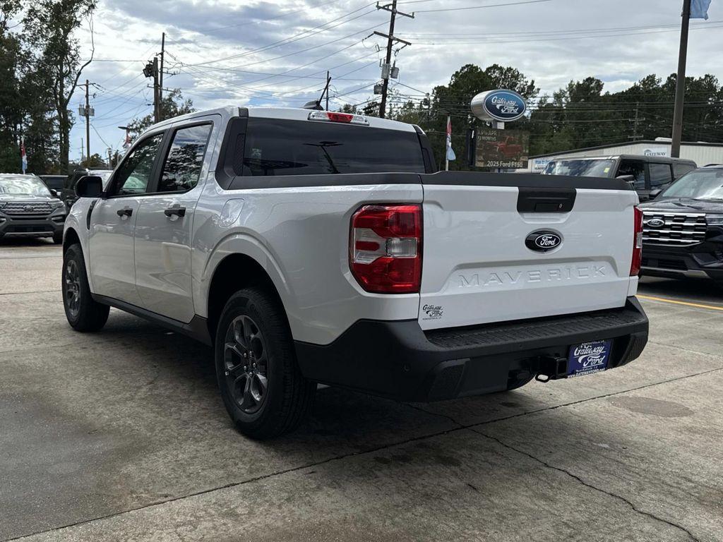 new 2025 Ford Maverick car, priced at $33,071