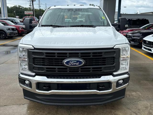 new 2025 Ford F-250 car, priced at $63,270