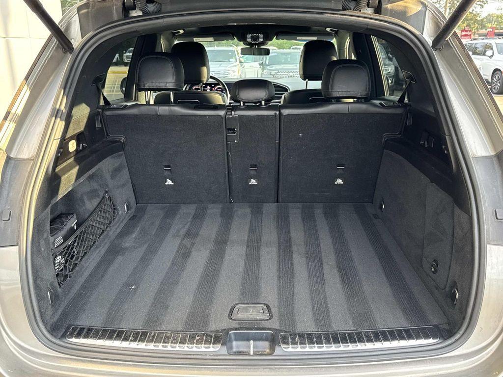 used 2020 Mercedes-Benz GLE 350 car, priced at $27,928