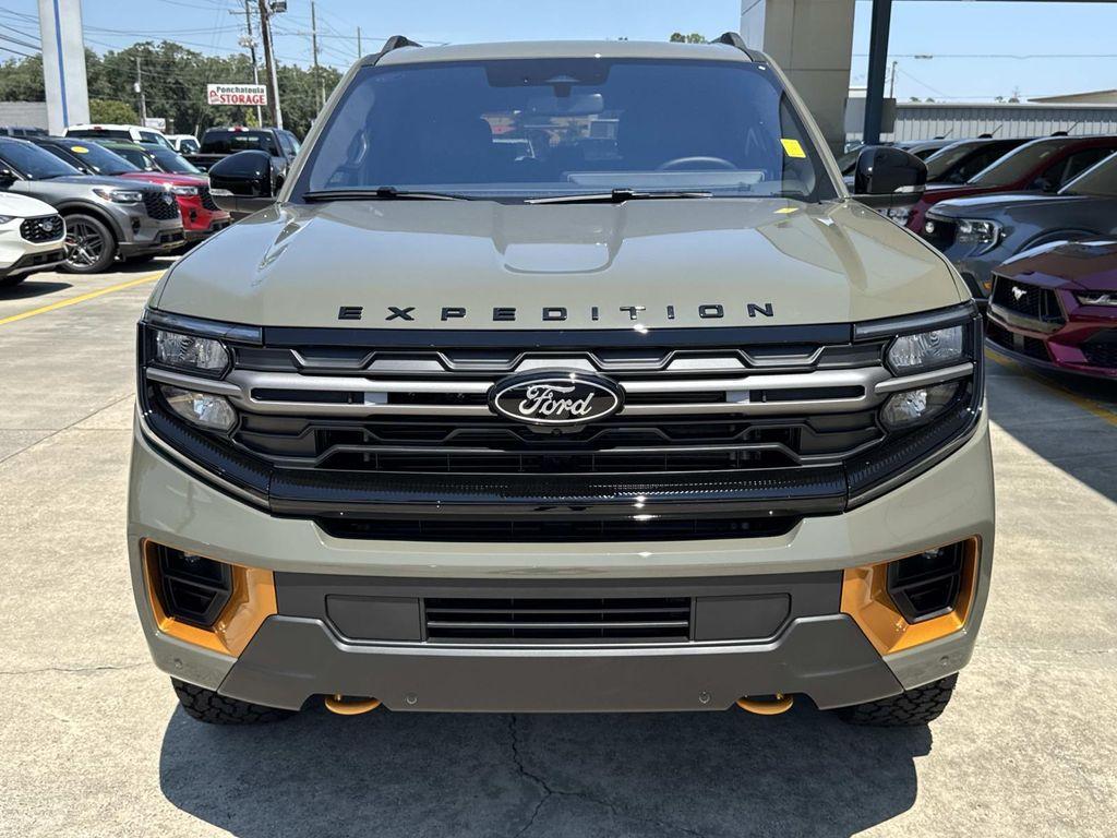 new 2025 Ford Expedition car, priced at $81,215