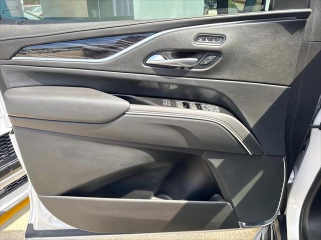 used 2022 Cadillac Escalade ESV car, priced at $59,987