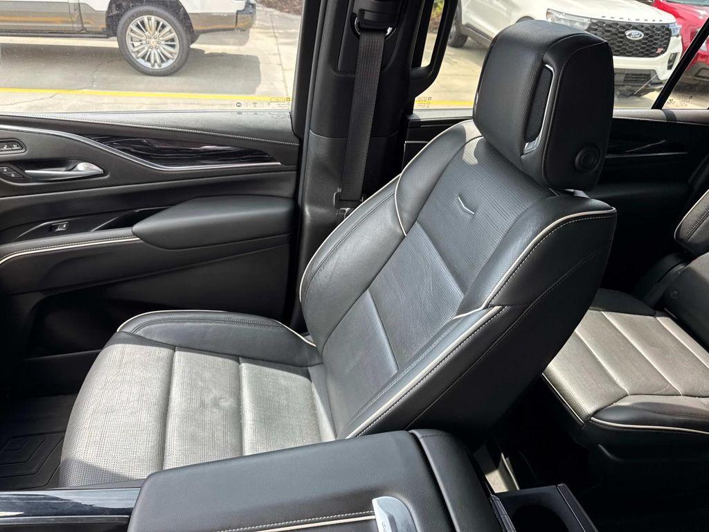 used 2022 Cadillac Escalade ESV car, priced at $57,391