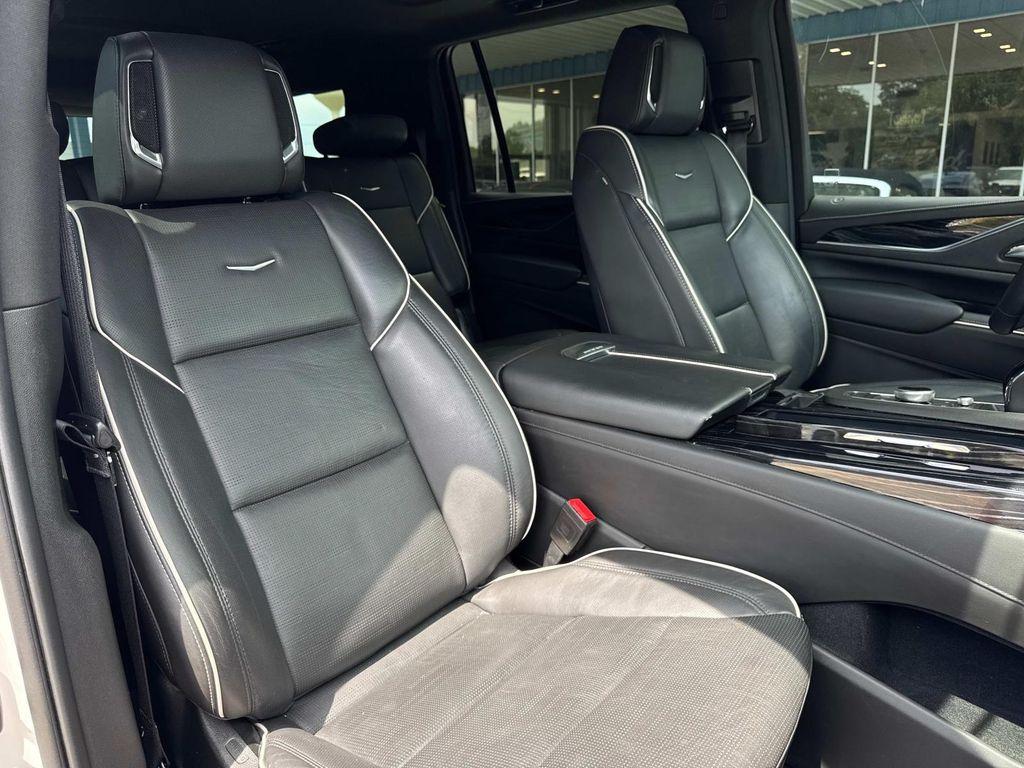 used 2022 Cadillac Escalade ESV car, priced at $57,391