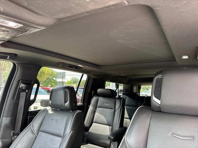 used 2022 Cadillac Escalade ESV car, priced at $59,987