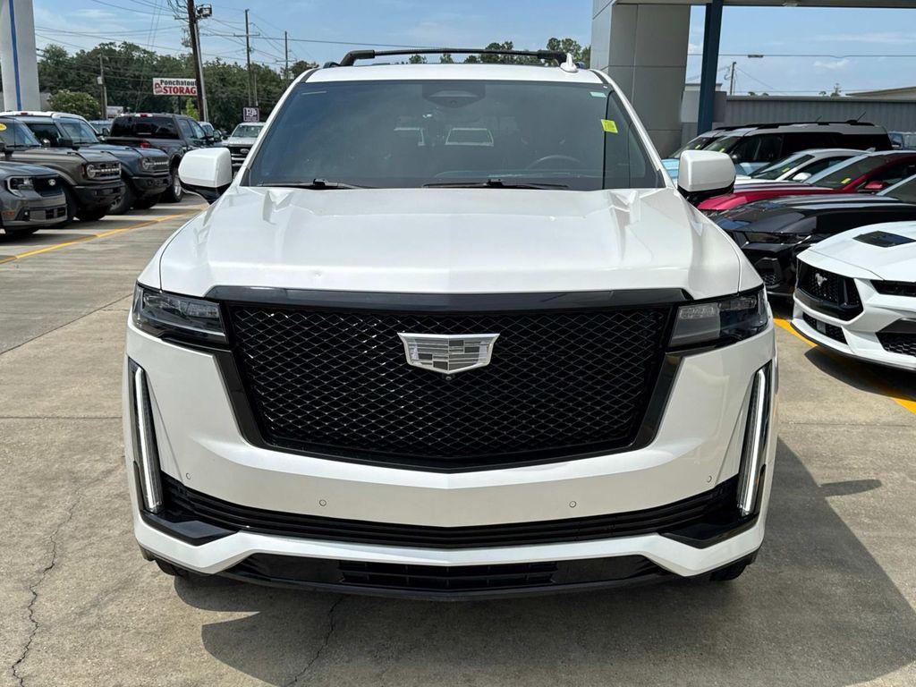 used 2022 Cadillac Escalade ESV car, priced at $57,391