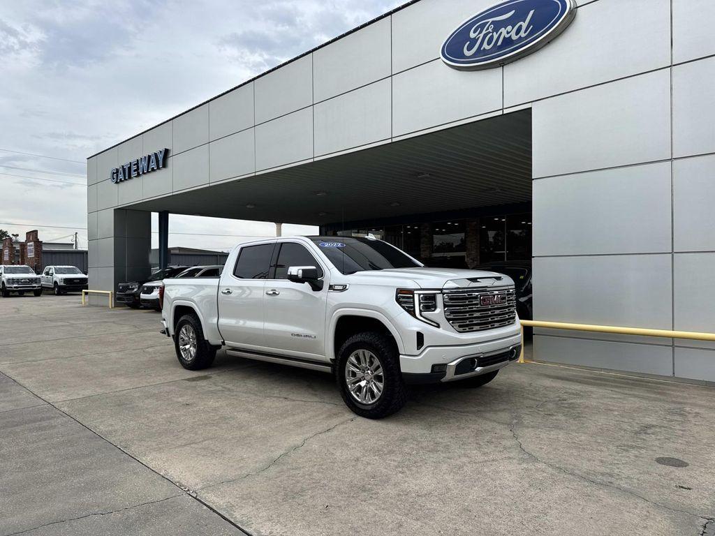 used 2022 GMC Sierra 1500 car, priced at $52,883