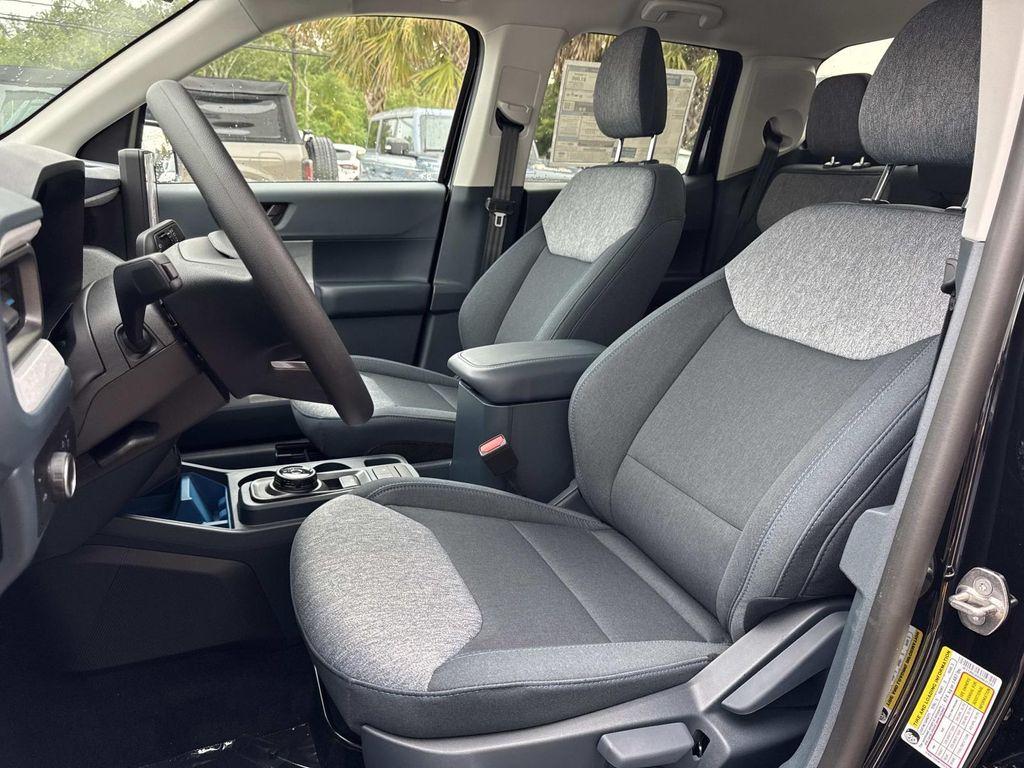 new 2025 Ford Maverick car, priced at $32,734