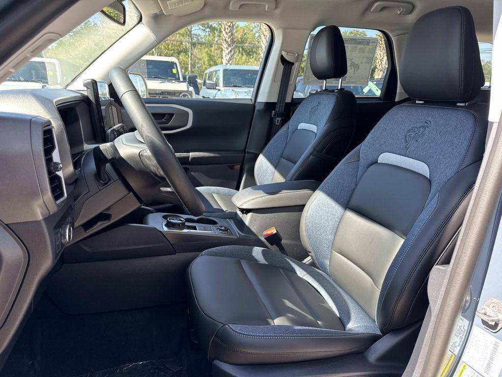 new 2025 Ford Bronco Sport car, priced at $37,842