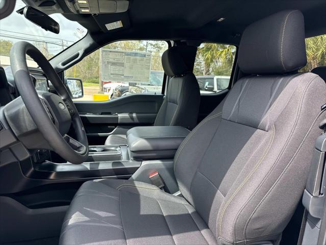 new 2025 Ford F-150 car, priced at $42,604