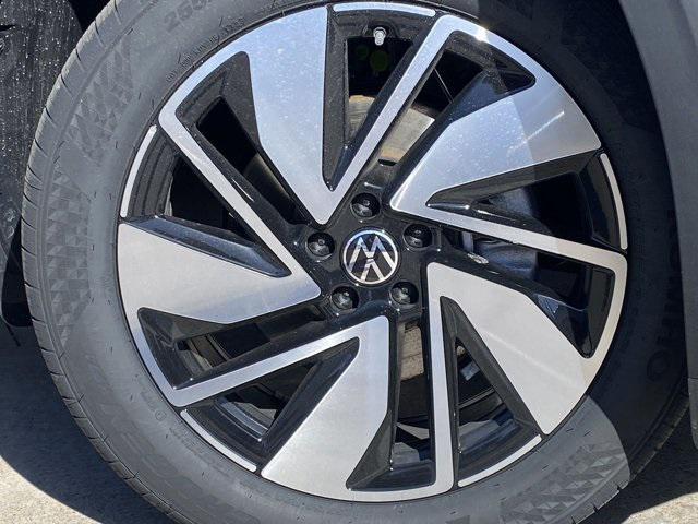 new 2024 Volkswagen Atlas car, priced at $40,546