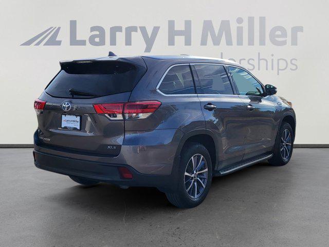 used 2019 Toyota Highlander car, priced at $28,495