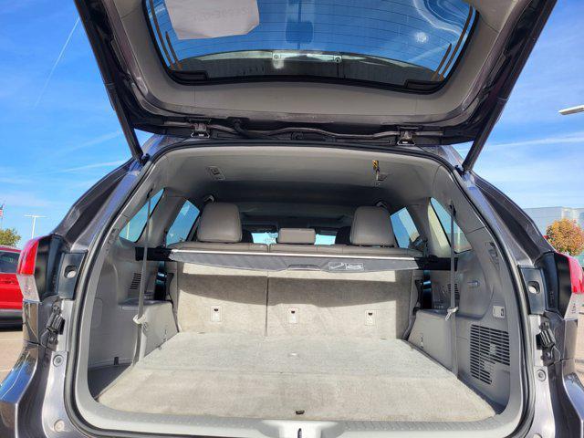 used 2019 Toyota Highlander car, priced at $28,495