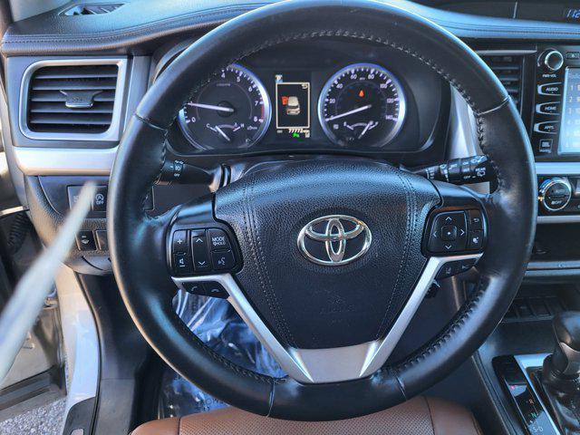 used 2019 Toyota Highlander car, priced at $26,995