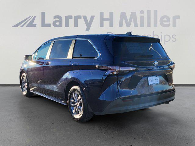 used 2024 Toyota Sienna car, priced at $36,995