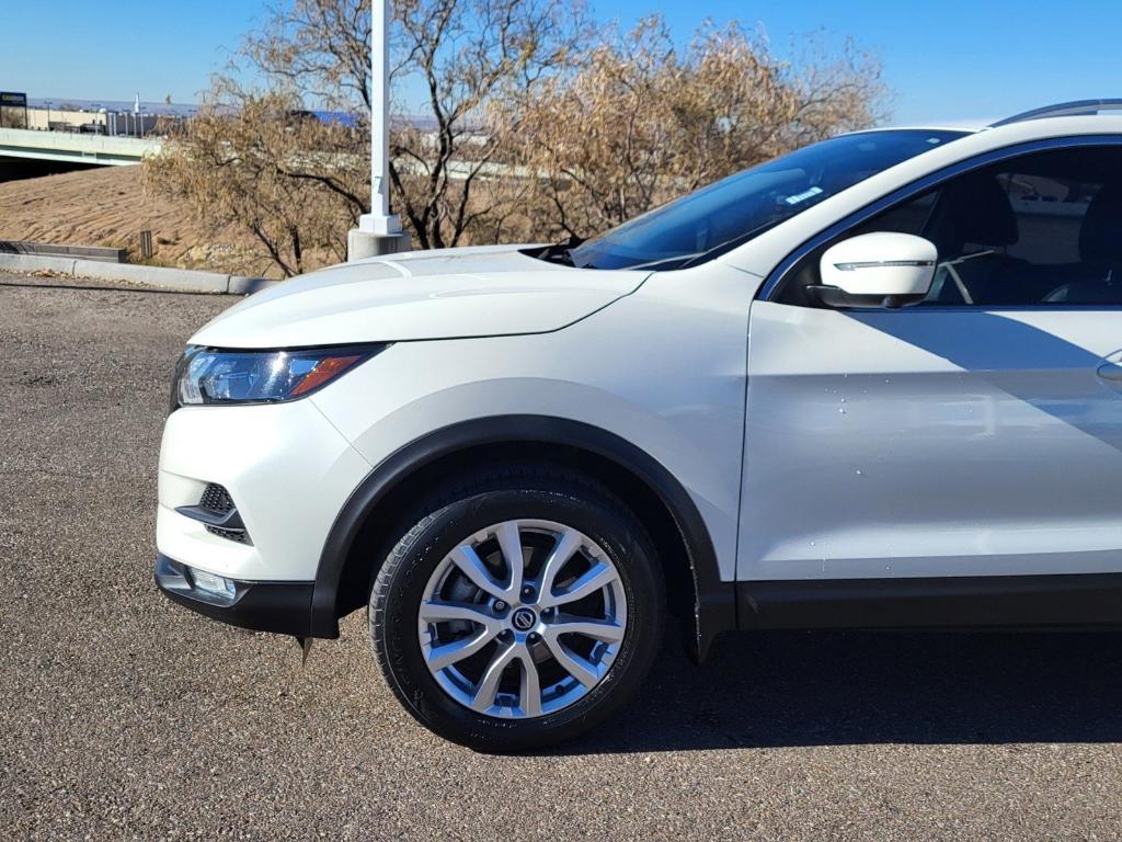 used 2020 Nissan Rogue Sport car, priced at $17,995