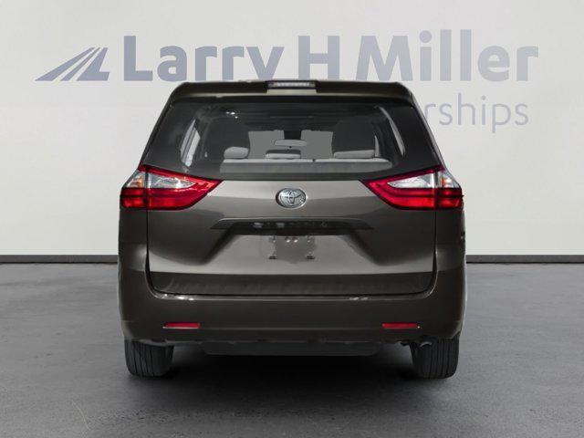 used 2020 Toyota Sienna car, priced at $28,995