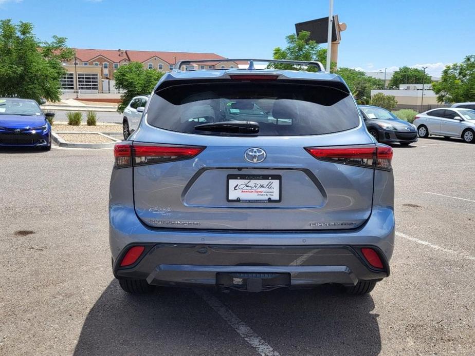 used 2021 Toyota Highlander car, priced at $36,995