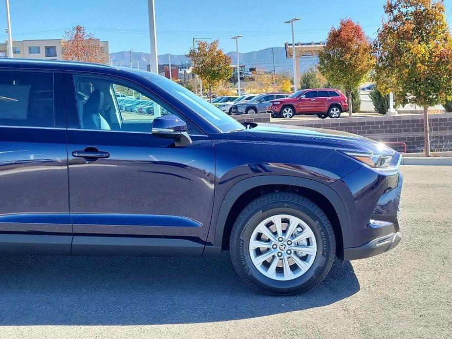 new 2024 Toyota Grand Highlander car