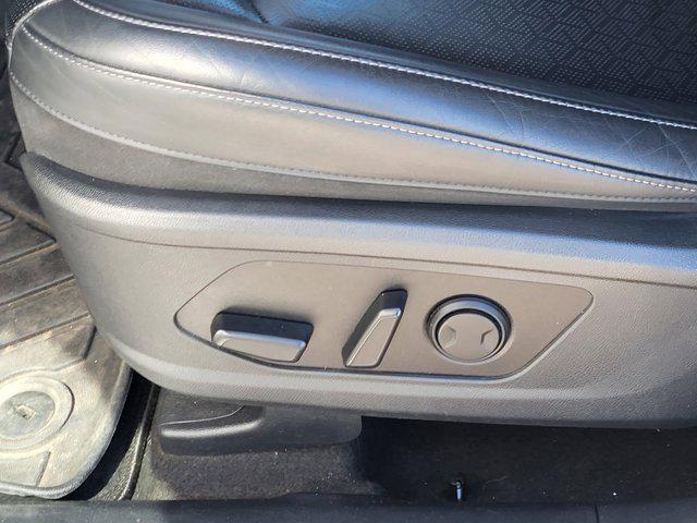 used 2022 Kia Sorento Hybrid car, priced at $26,995