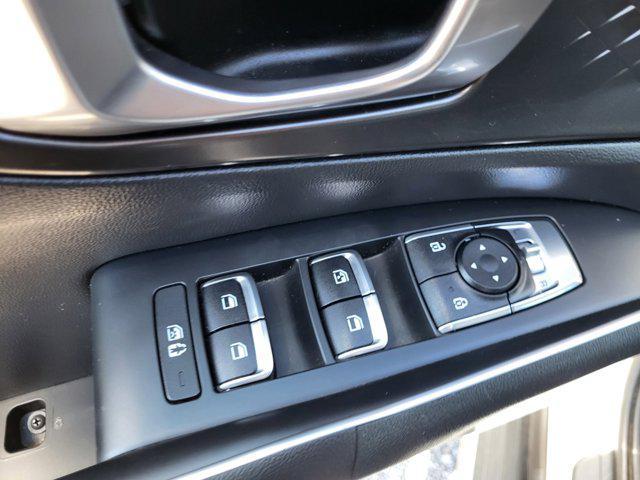 used 2022 Kia Sorento Hybrid car, priced at $26,995