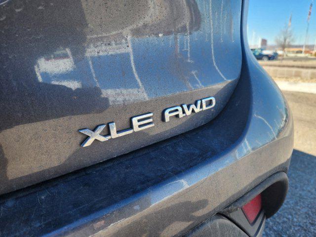 used 2021 Toyota Highlander car