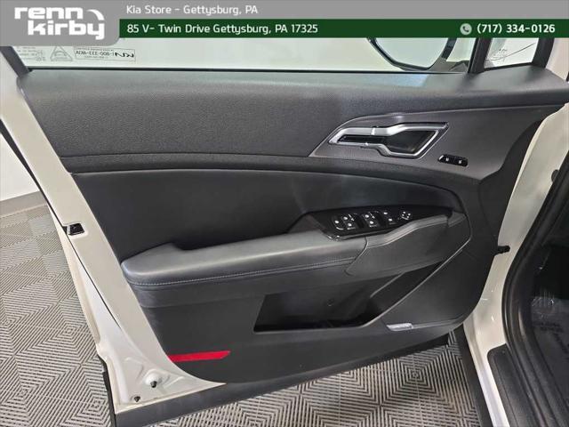 used 2023 Kia Sportage Hybrid car, priced at $31,700