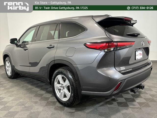 used 2021 Toyota Highlander car, priced at $28,600