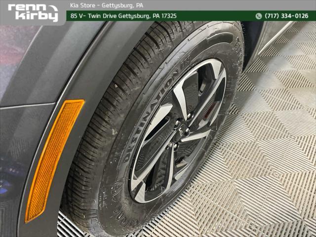 used 2023 Kia Sportage Hybrid car, priced at $22,800