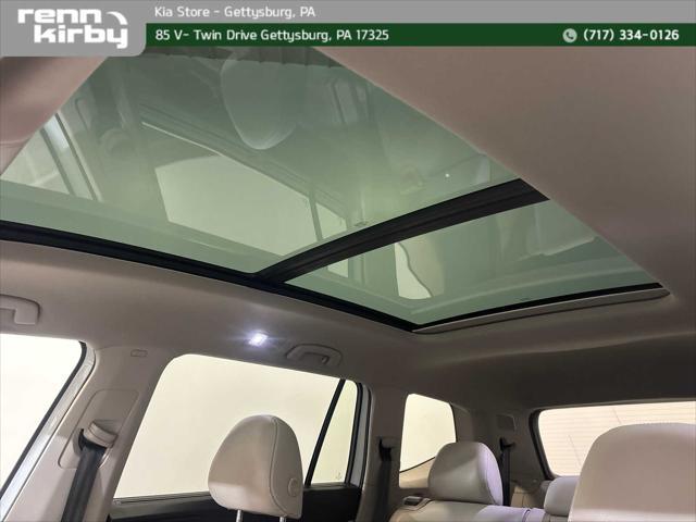used 2021 Volkswagen Atlas car, priced at $25,600