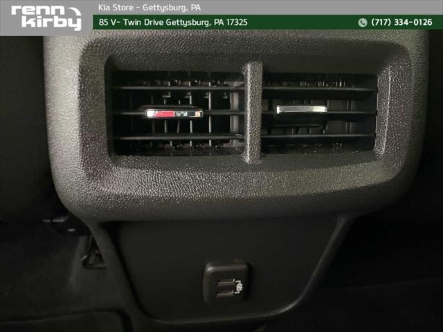 used 2021 Chevrolet Equinox car, priced at $19,000
