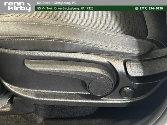 used 2020 Hyundai Santa Fe car, priced at $13,000