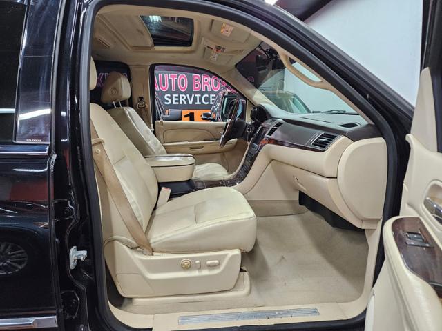 used 2008 Cadillac Escalade EXT car, priced at $8,995