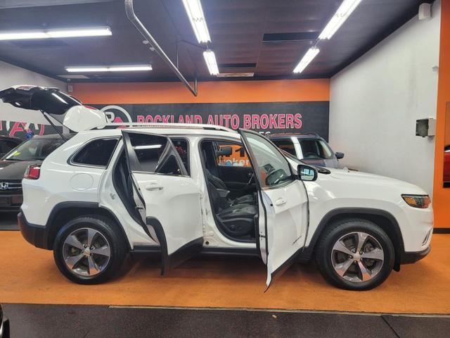 used 2019 Jeep Cherokee car, priced at $14,995