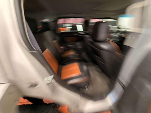 used 2006 Hummer H3 car, priced at $8,995