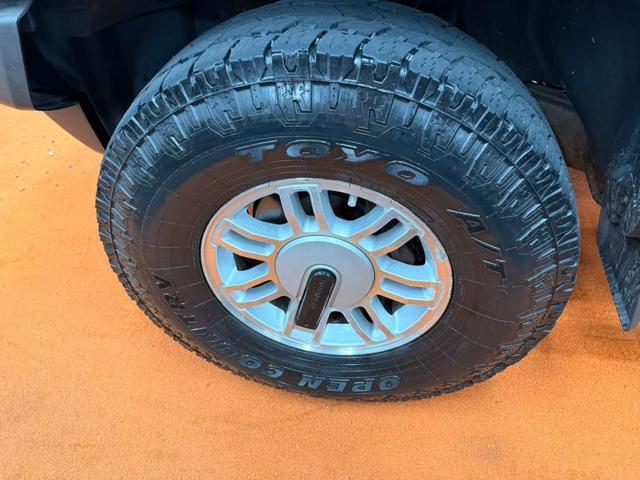 used 2006 Hummer H3 car, priced at $8,995