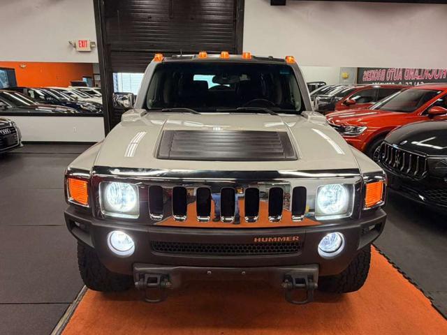 used 2006 Hummer H3 car, priced at $8,995