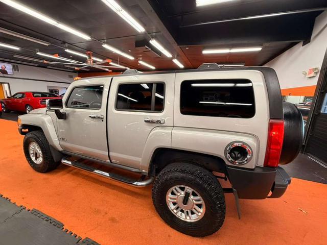 used 2006 Hummer H3 car, priced at $8,995