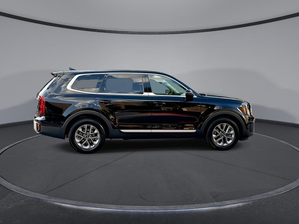 used 2023 Kia Telluride car, priced at $27,520