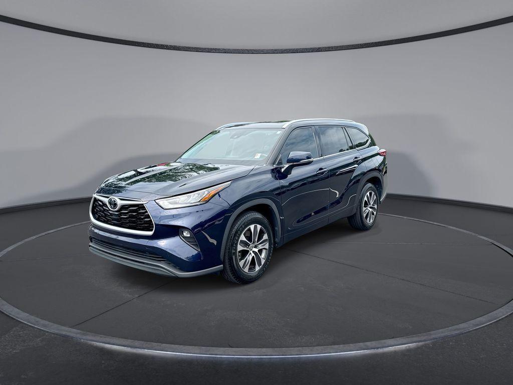 used 2020 Toyota Highlander car, priced at $29,998