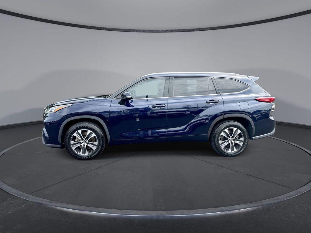 used 2020 Toyota Highlander car, priced at $29,998